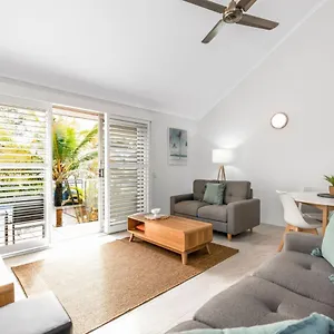 Pelican Apartment